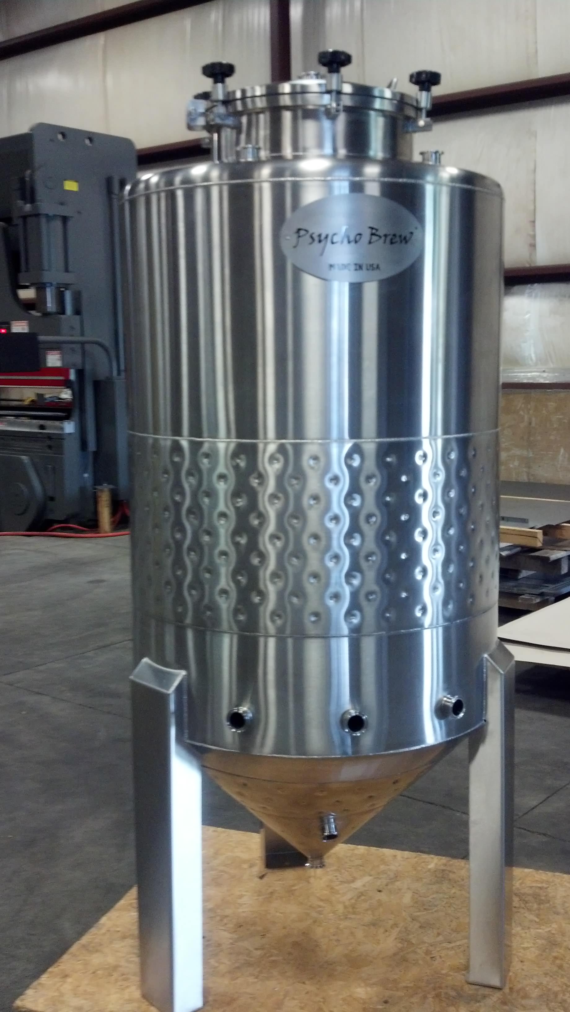 Psycho-Brew_5-bbl-Jacketed-Fermenter_image01